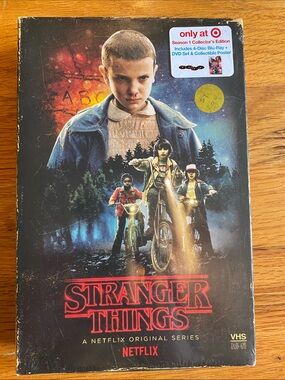 NIB Netflix Stranger Things Season 1 Collector’s Edition dvd set w/poster